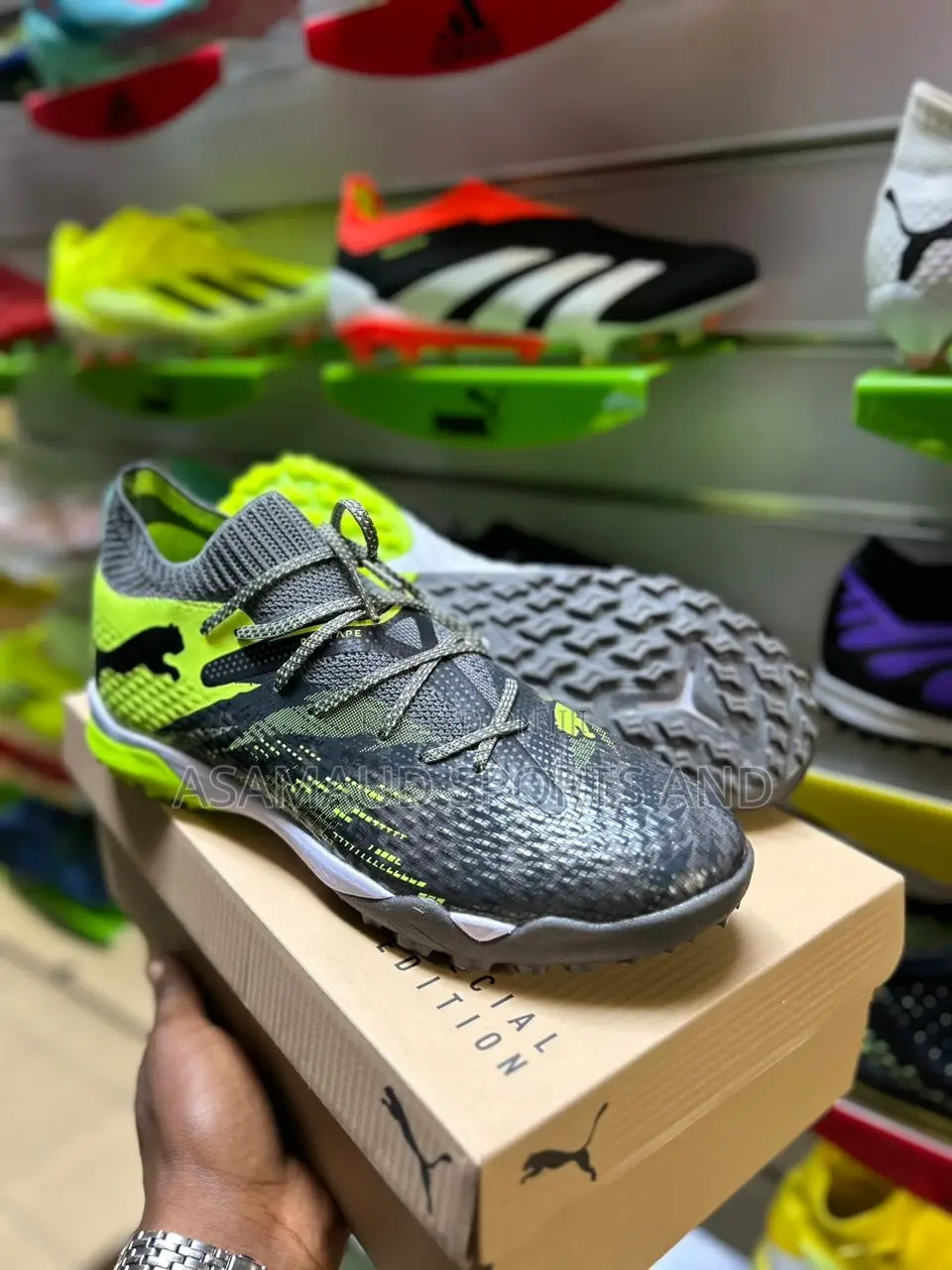 Original Gym Boot( Astro Turf) Available at Cool Price