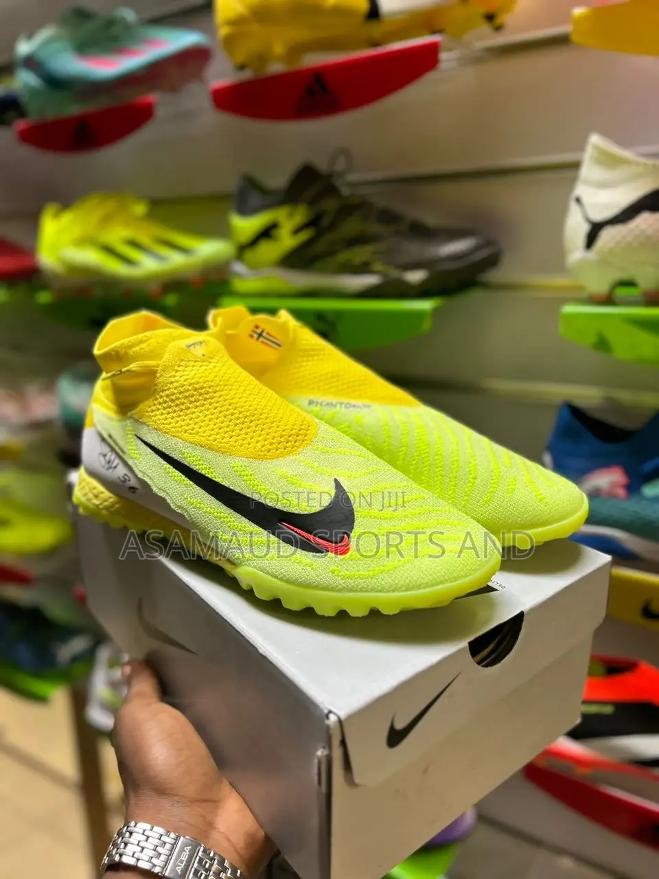 Original Gym Boot( Astro Turf) Available at Cool Price