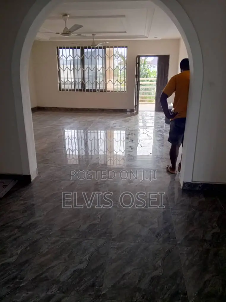 2bdrm House in Canada Ablekuma, Accra Metropolitan for rent