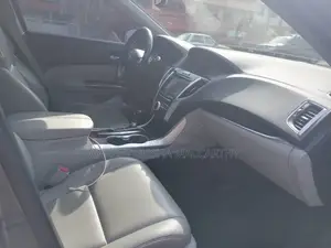 Acura TLX Base FWD (2.4L 4cyl 8M) 2016 Black