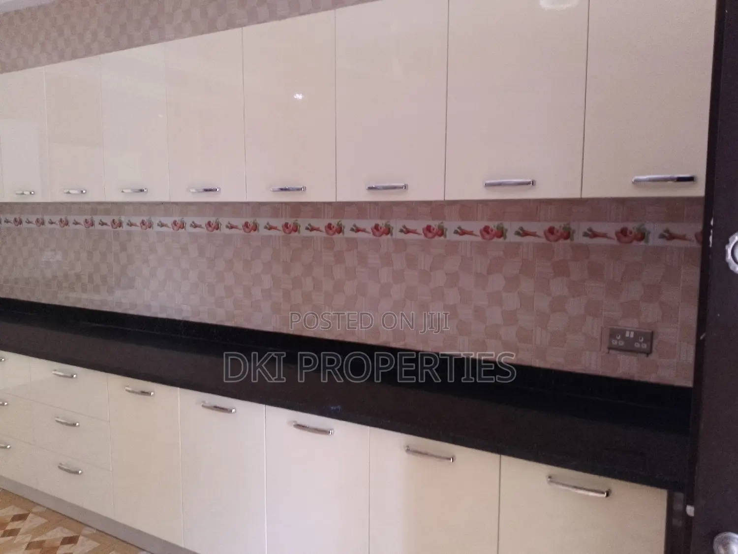 4bdrm House in Dki Properties, Valley View Area for sale