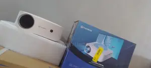 Challenging Leisure Smart Projector E30tbs at 
