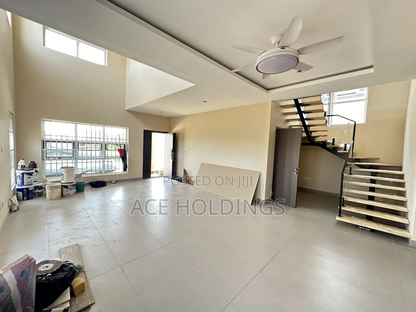 4bdrm House in Lakeside for sale