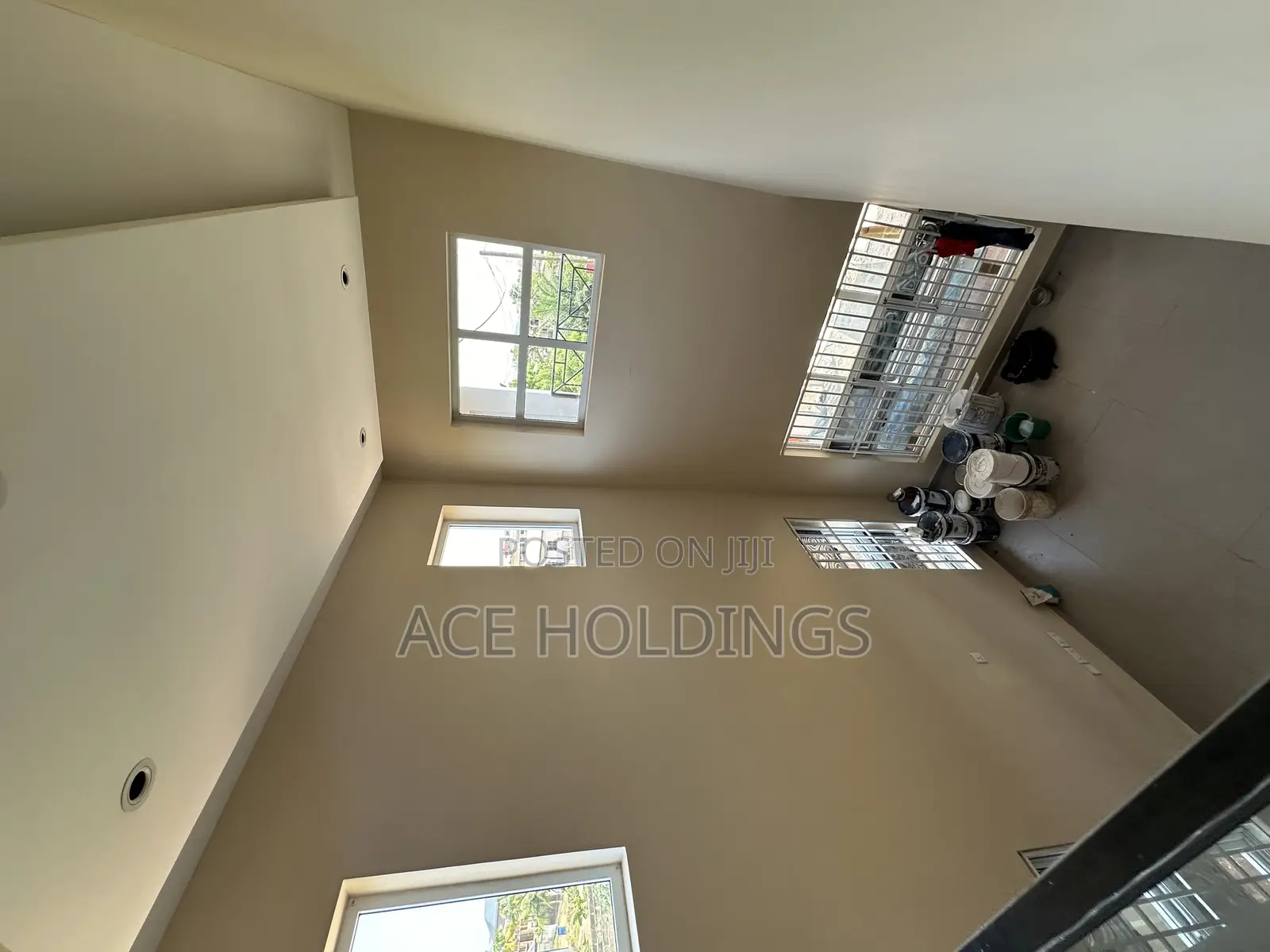 4bdrm House in Lakeside for sale