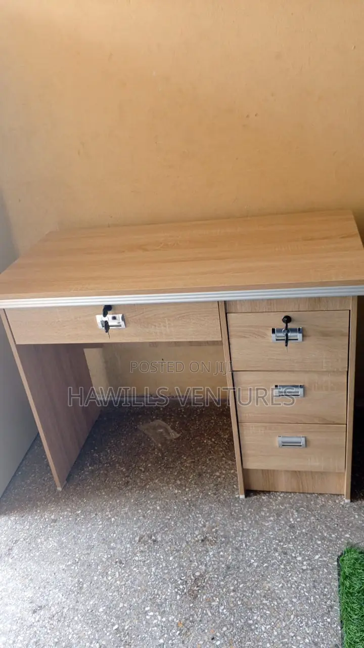 Computer Table