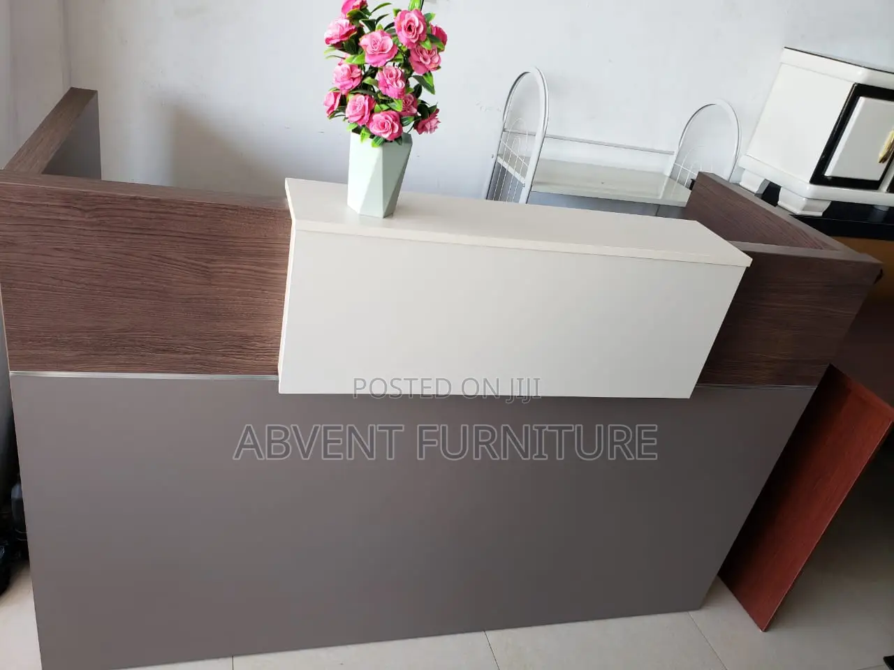 Executive Reception Desk