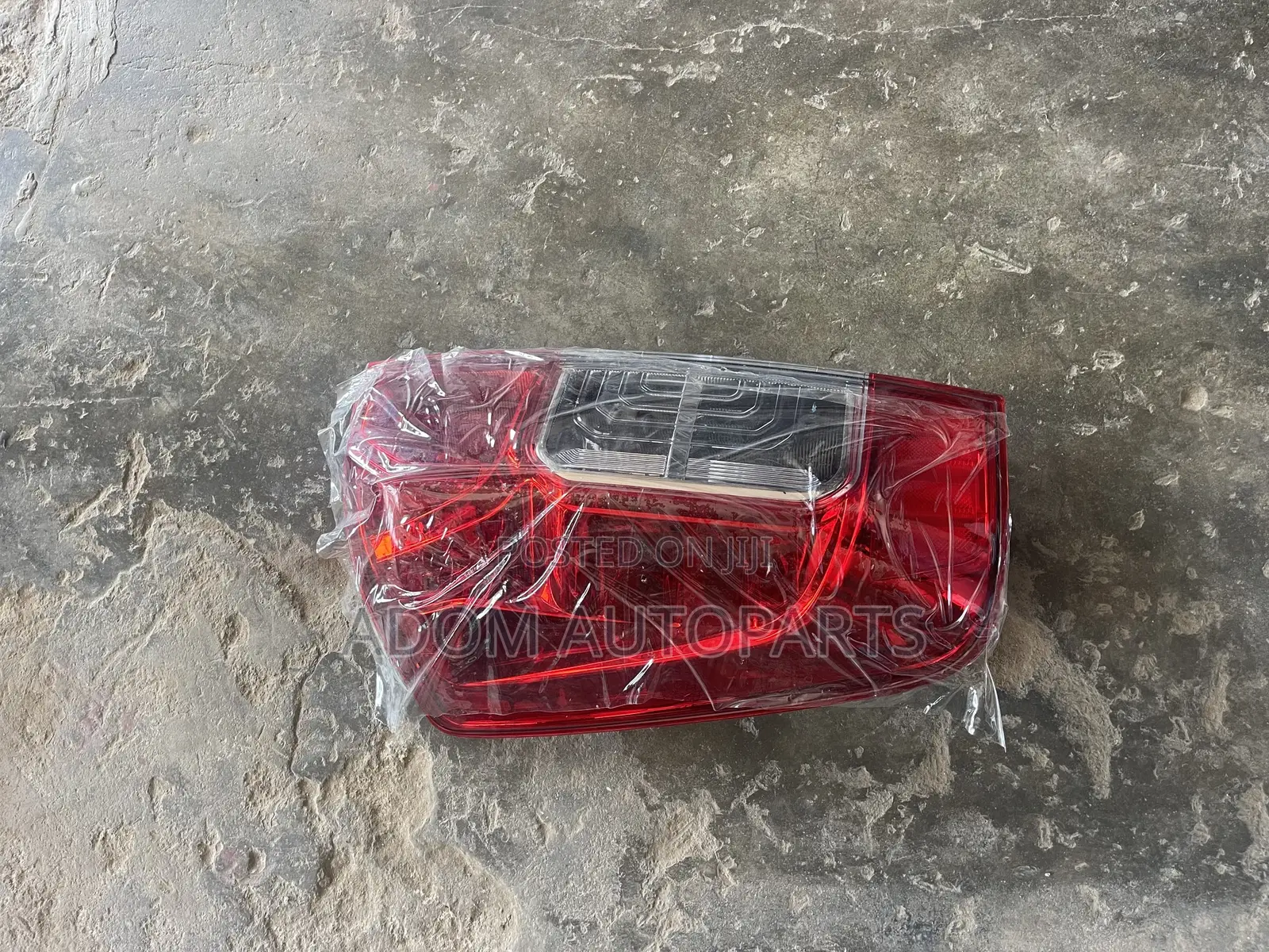 Nissan Navara Taillight 2016 2017 2018
