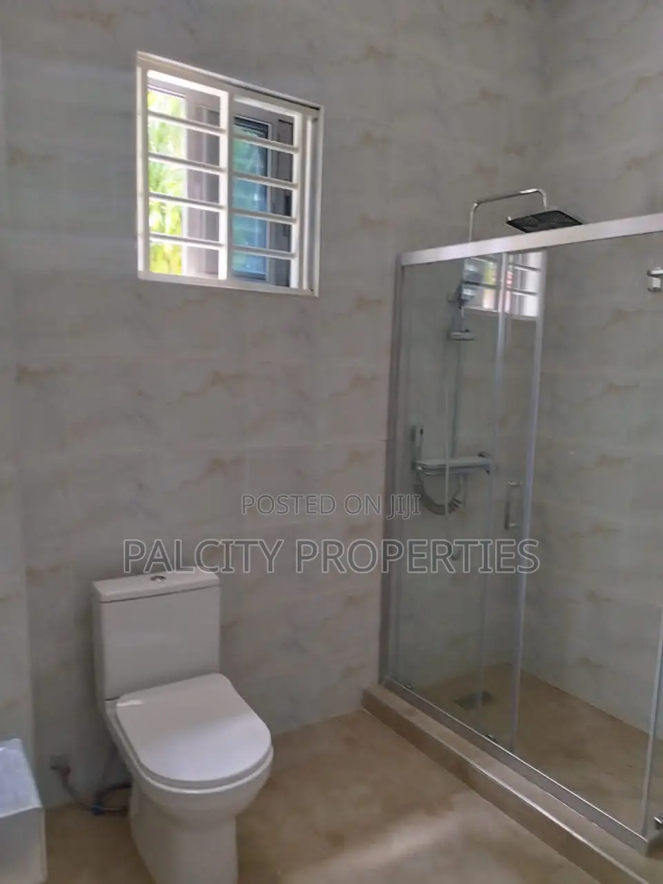3bdrm House in Atasemanso, Kumasi Metropolitan for rent