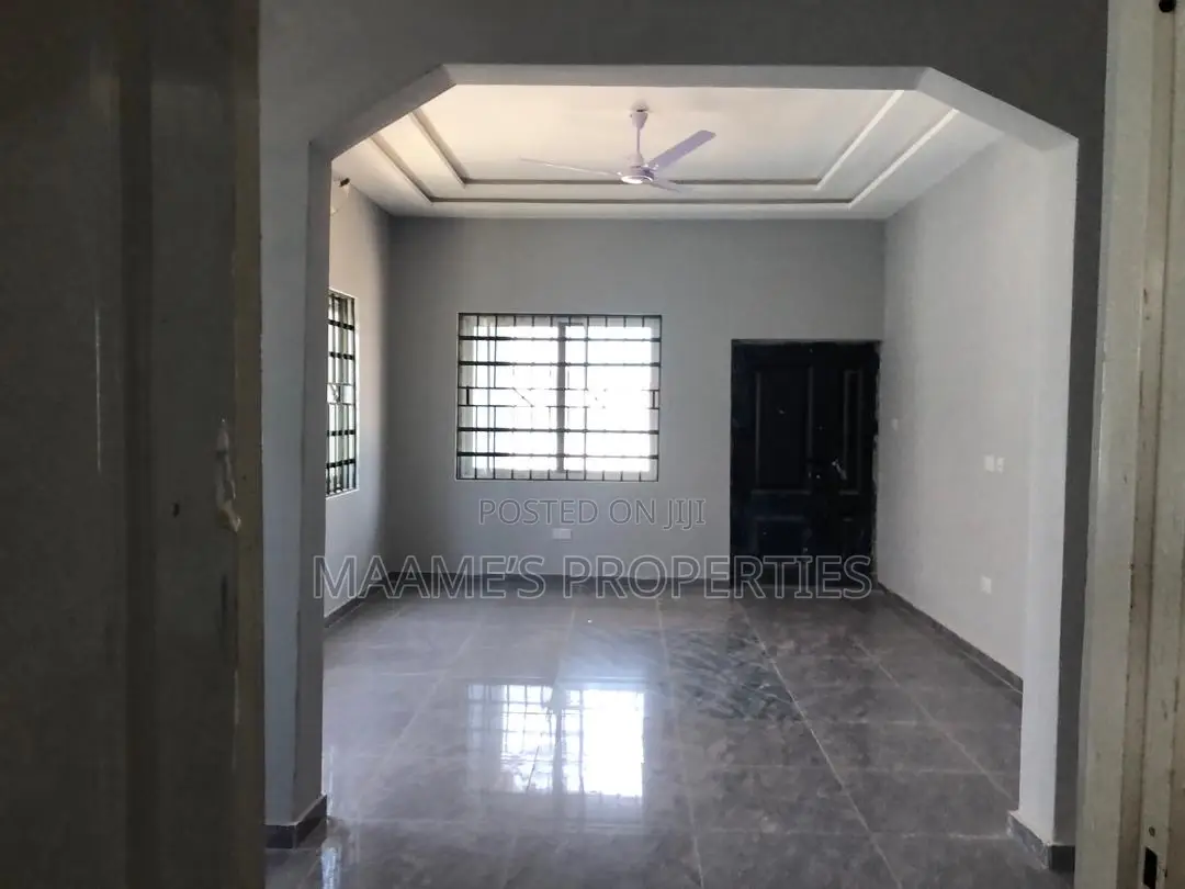 2bdrm House in Oyarifa for sale