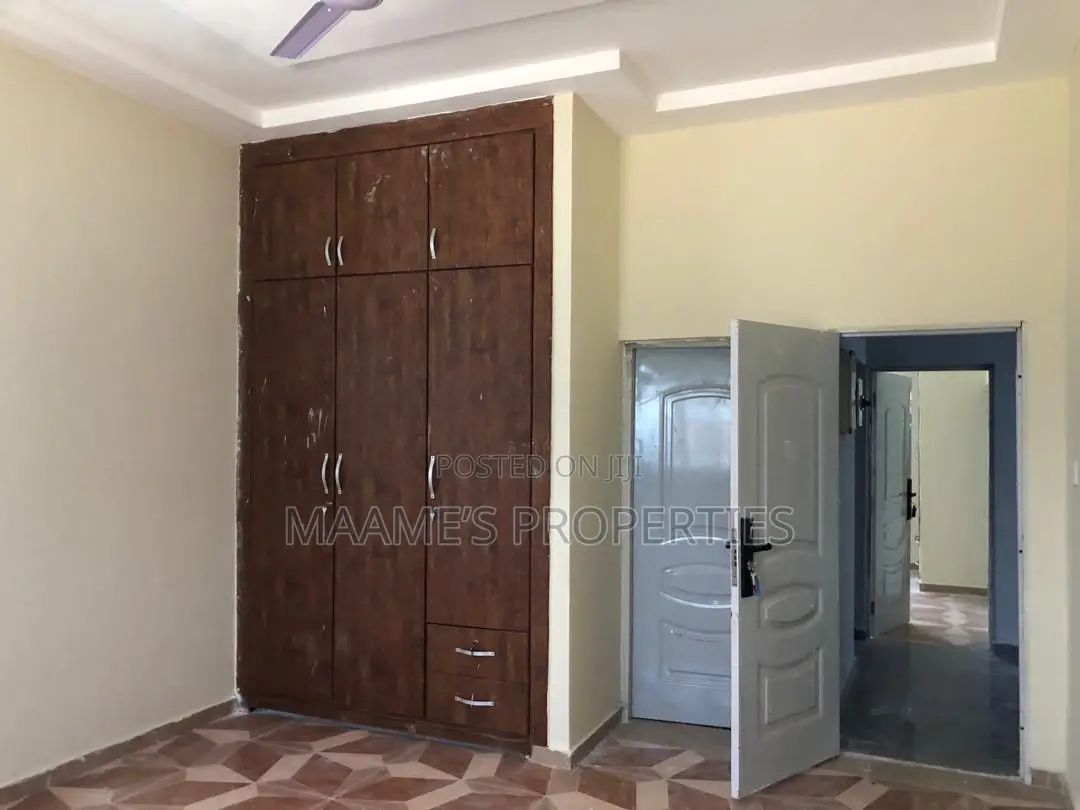 2bdrm House in Oyarifa for sale
