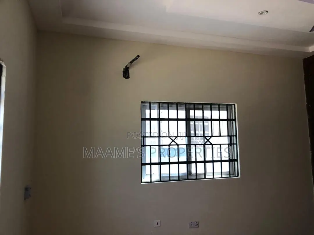 2bdrm House in Oyarifa for sale