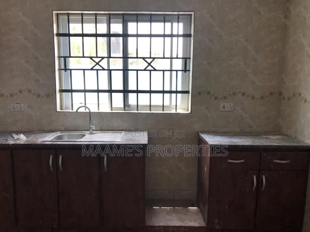 2bdrm House in Oyarifa for sale
