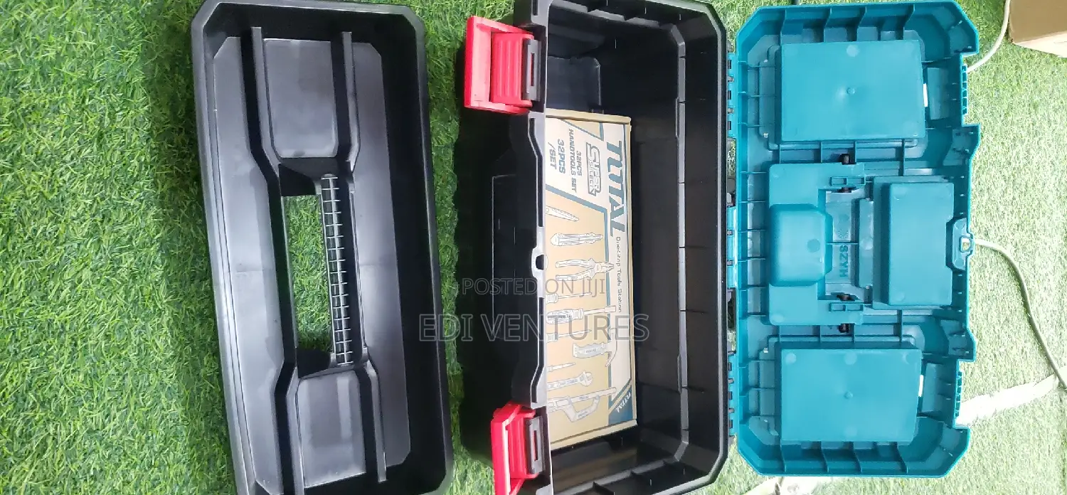 TOTAL 32 PCS Handtools Set (THKTHP20326)