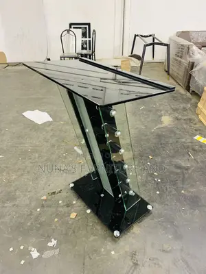 Pulpit (Neat Tempered Glass Pulpit)