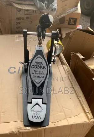 Iron Cobra 900 Single Pedal Power Glide