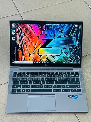Laptop HP ZBook Firefly G8 16GB Intel Core I5 SSHD (Hybrid) 256GB
