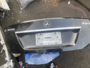 Mercedes Benz C300 2009-2014 W204 Rear Trunk or Boot