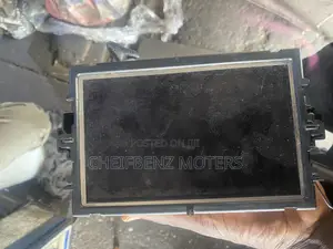 Mercedes Benz C250 2013-2014 Original Dashboard Screen