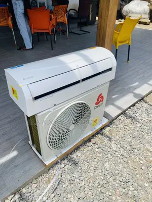 Classic Design Chigo 1.5hp Split Type Air Conditioner(White)