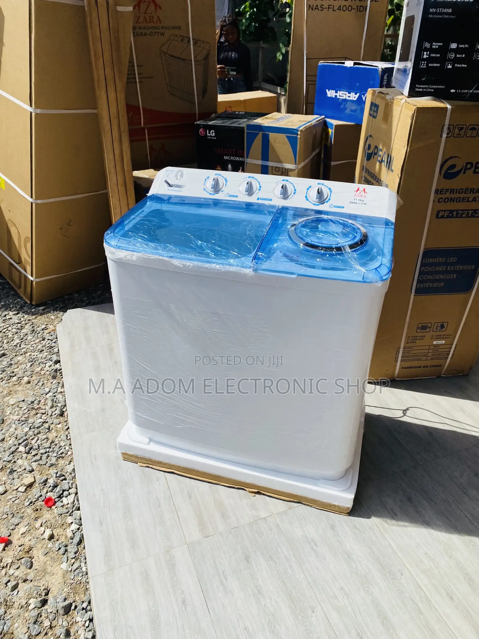 Classic Design Zara 11kg Top Load Electric Washing Machine.