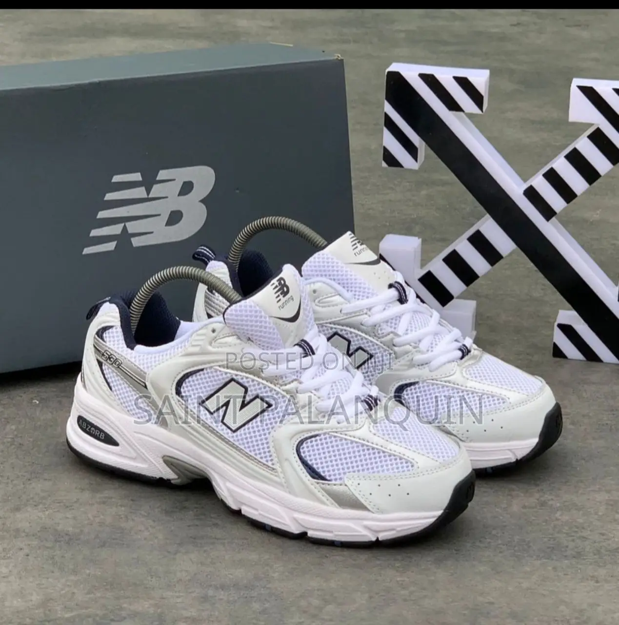 New Balance Sneaker