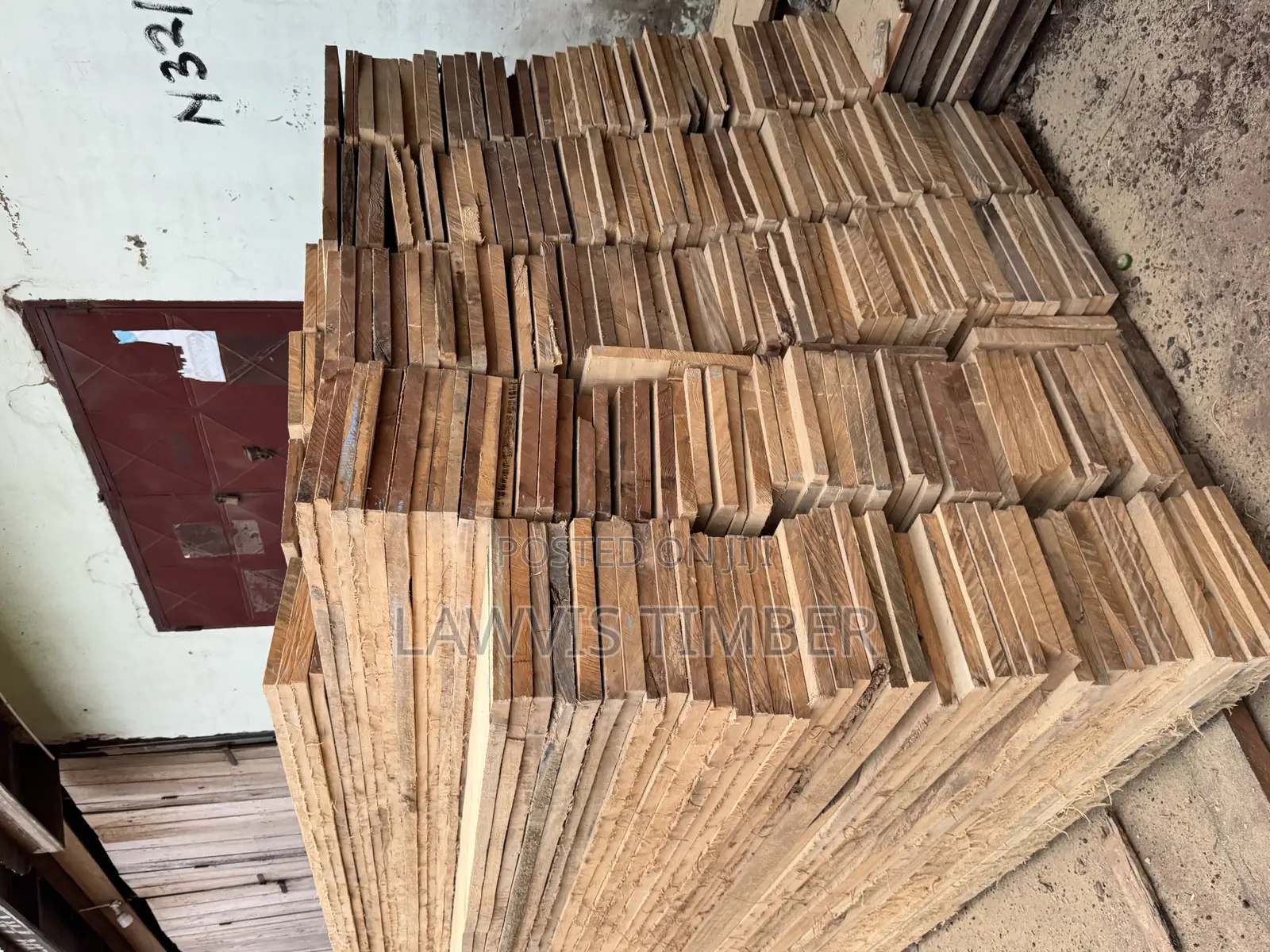 White Wood Board / 1x12x15 / Decking Wood