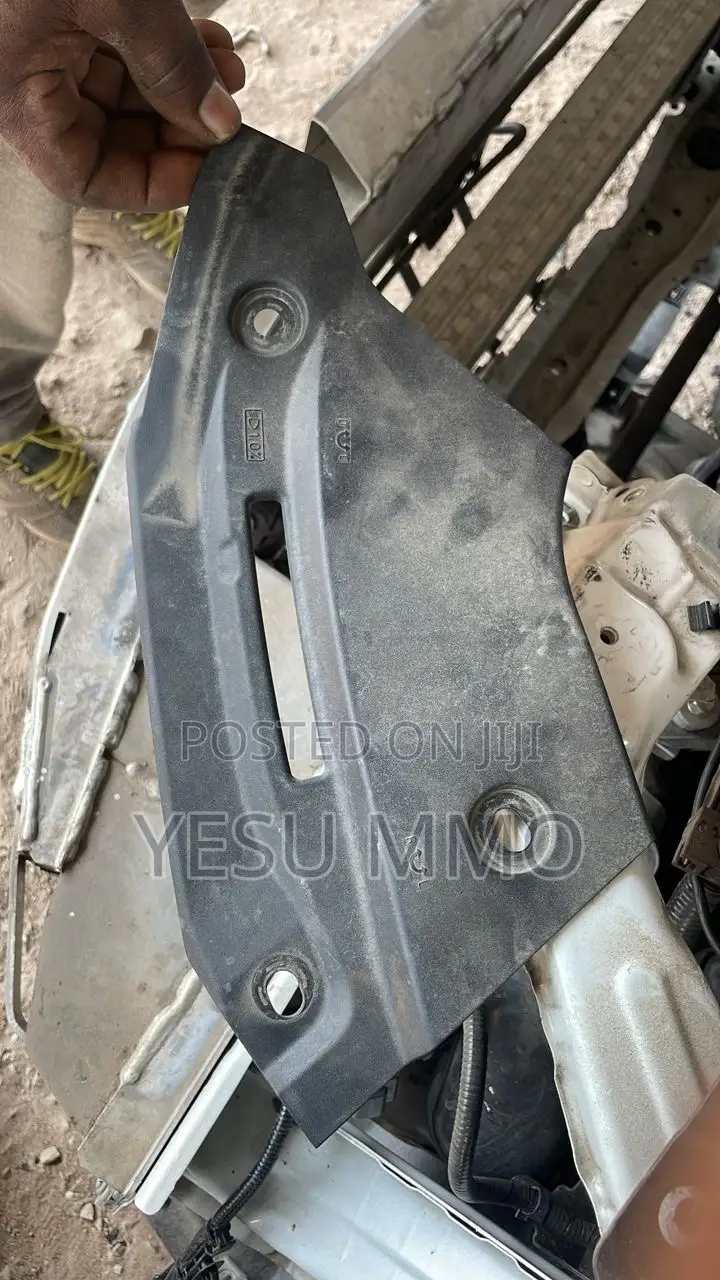 Honda Accord 2019 Bumper Top Cover