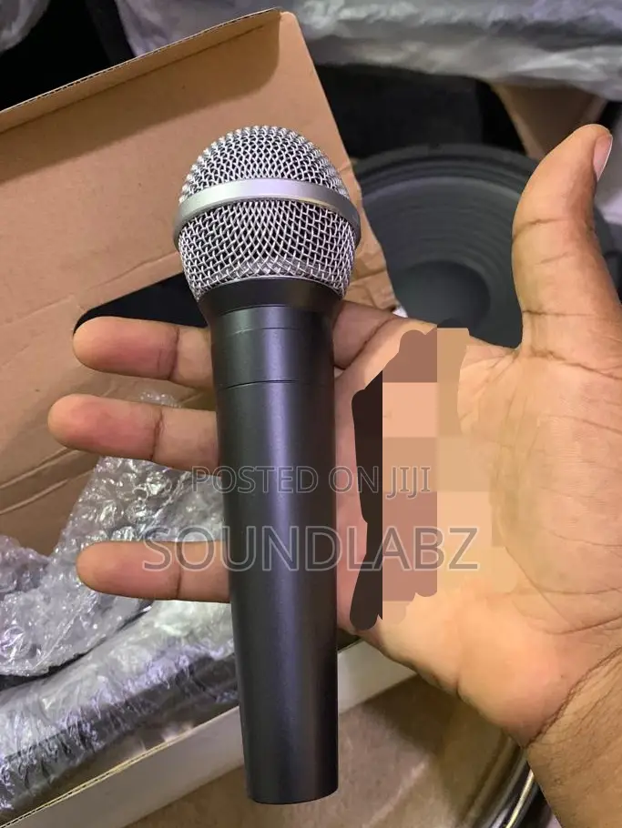 Professional Switch Vocal Dynamic Wired Microphone