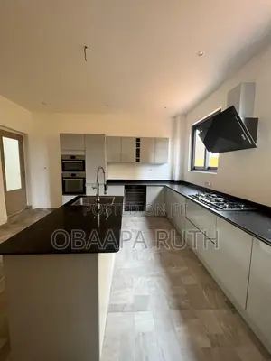 3bdrm Duplex in East Legon for rent