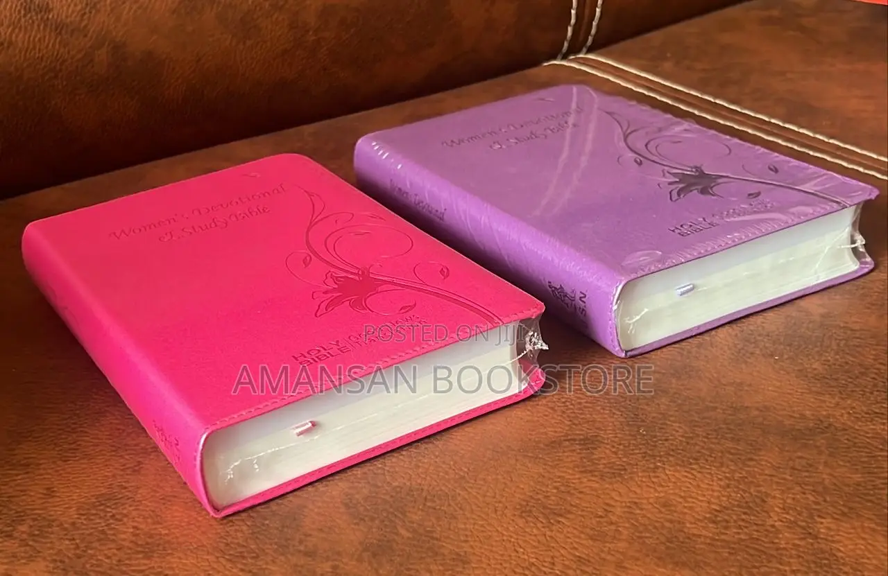 Women's Devotional and Study Bible Good News Translation