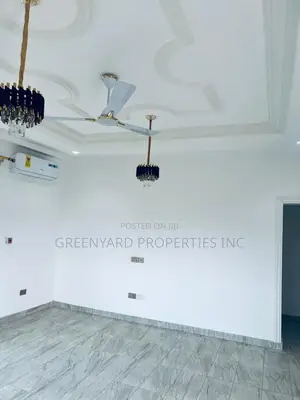 2bdrm Apartment in Trasacco, Adjiriganor for rent