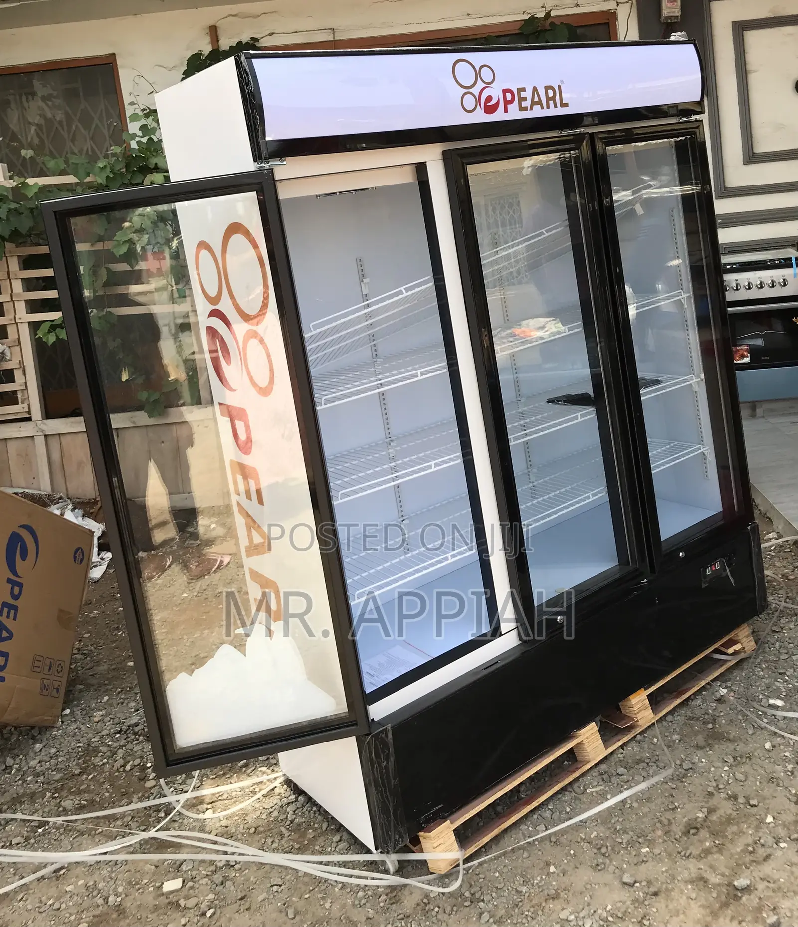 Energy Sufficient Pearl PVC-150 3 Door Beverage Cooler.