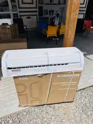 TCL 2.5hp Split Inverter White Air Conditioner.
