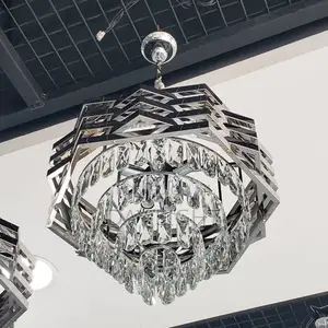 Luxurious Crystal Chandelier