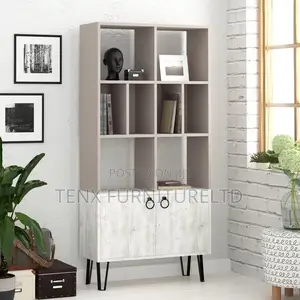 Bookcase./ Shelves (Freestanding)Style