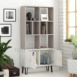 Bookcase./ Shelves (Freestanding)Style