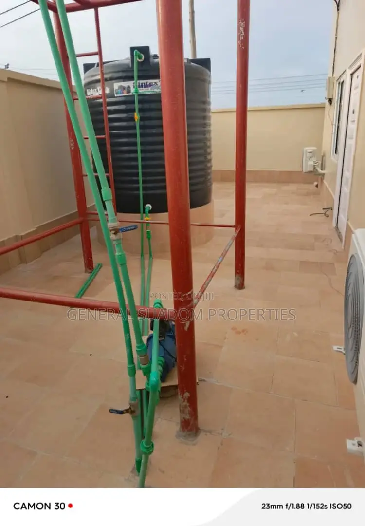 4bdrm Duplex in Suadom Properties, Baatsona Total for rent
