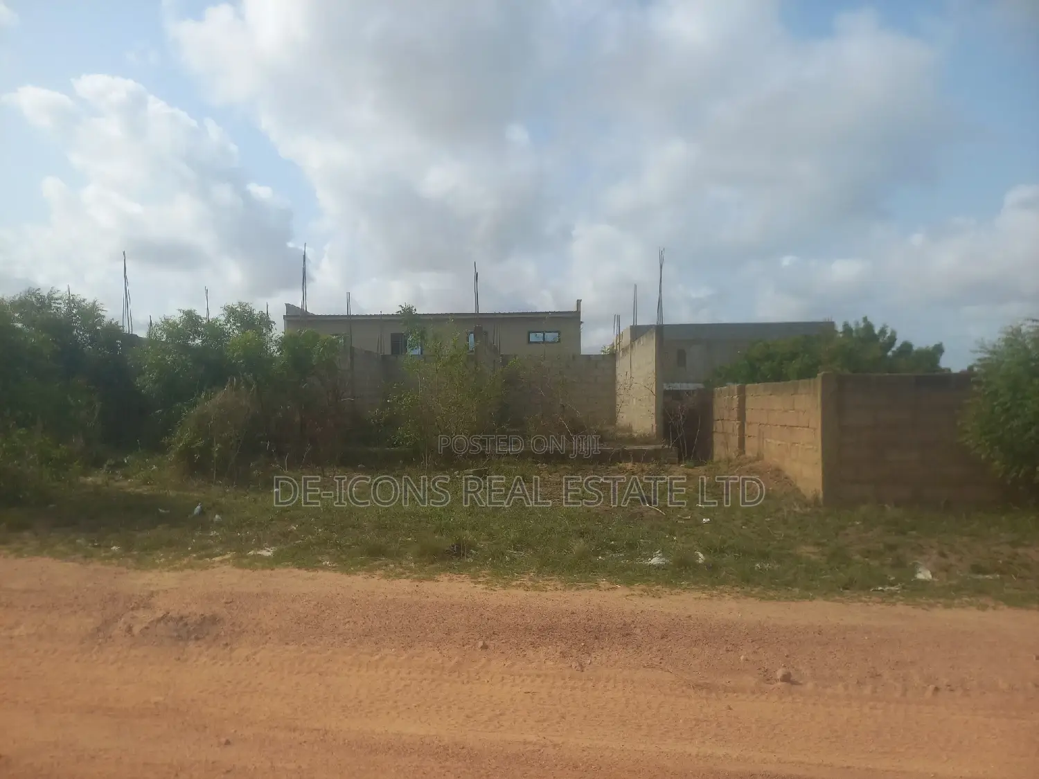 6 Shops Built in Front of a Full Plot, Millennium- Kasoa