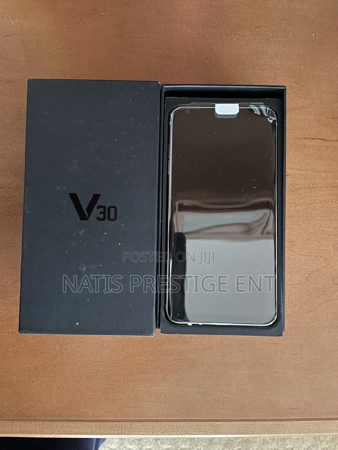 New LG V30 64 GB Black