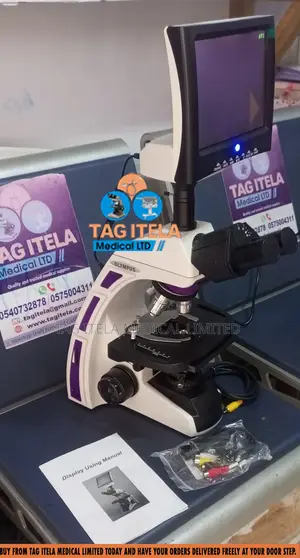 Microscope With Screen (Olympus)