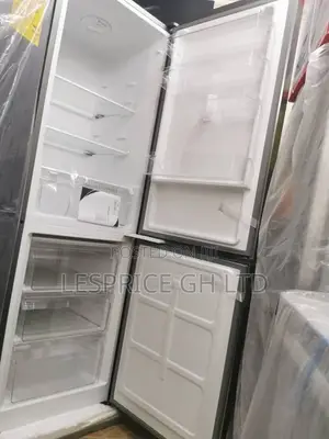 Signature ~287L Refrigerator