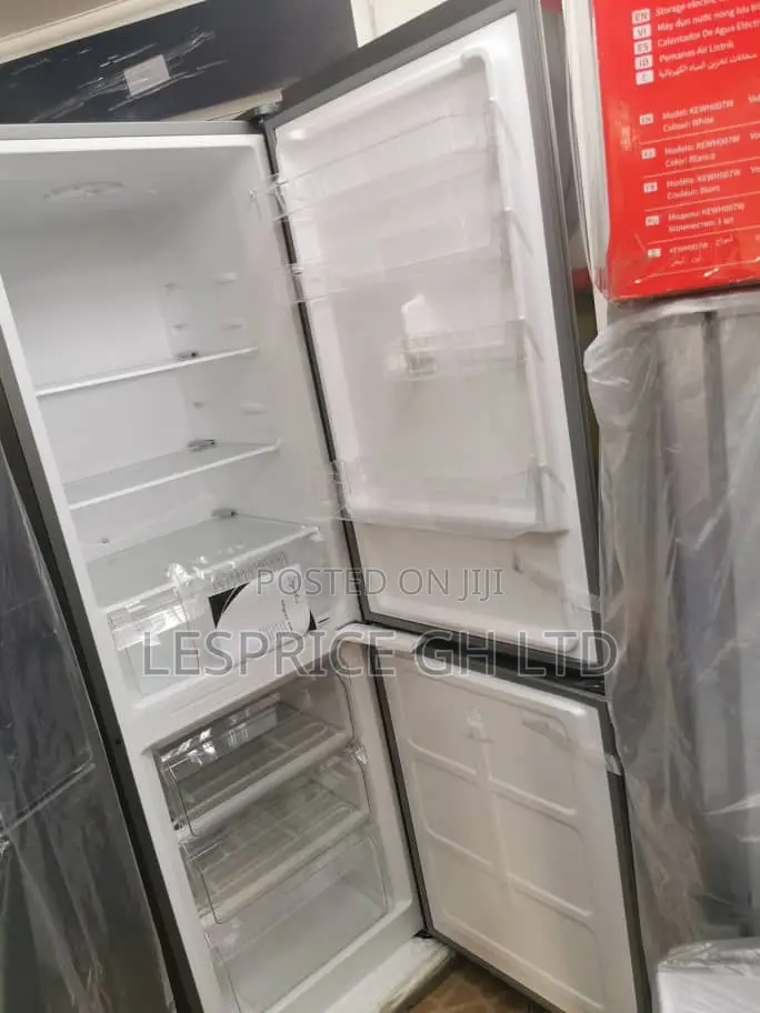 Signature ~287L Refrigerator