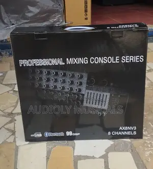 Yamaha Axt8nv3 8-Channel Mixer With Bluetooth and Soundcard