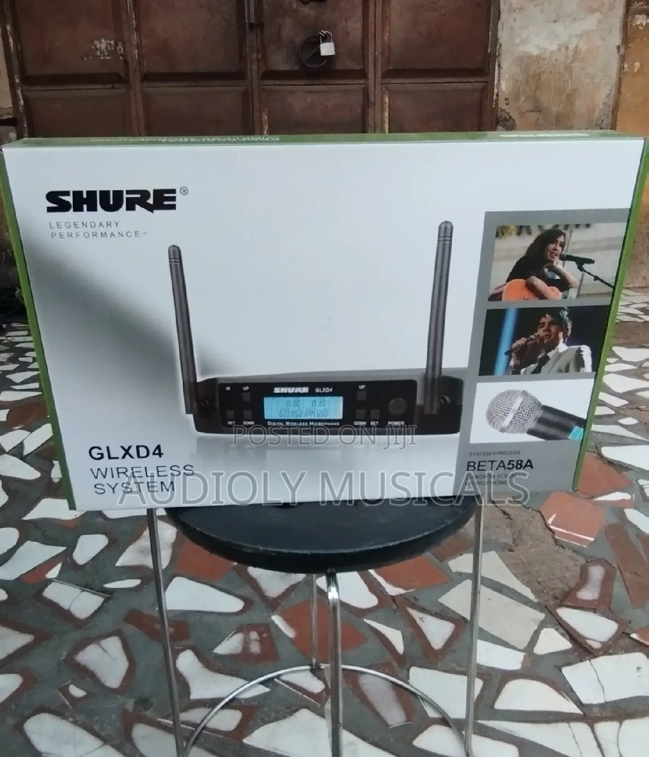 Shure GLX D4 Dual Wireless Microphone in Accra Metropolitan - Audio ...
