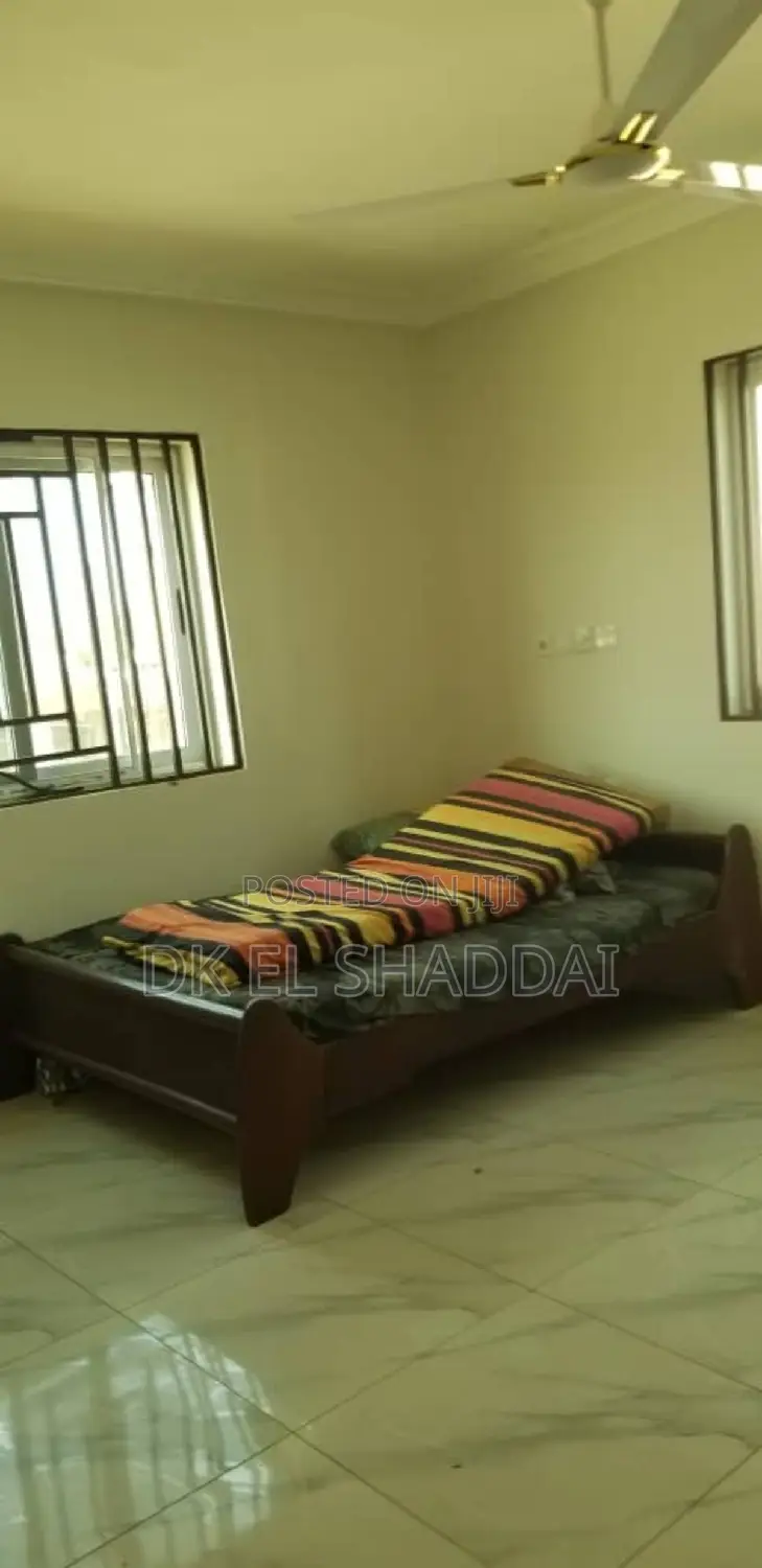 2bdrm Apartment in Pokuase for rent