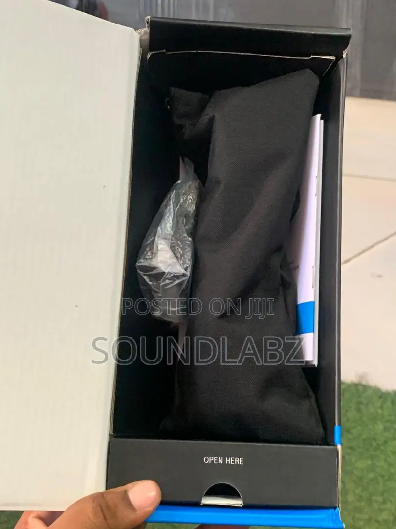 Sennheiser E935 Professional Dynamic Cord Microphone
