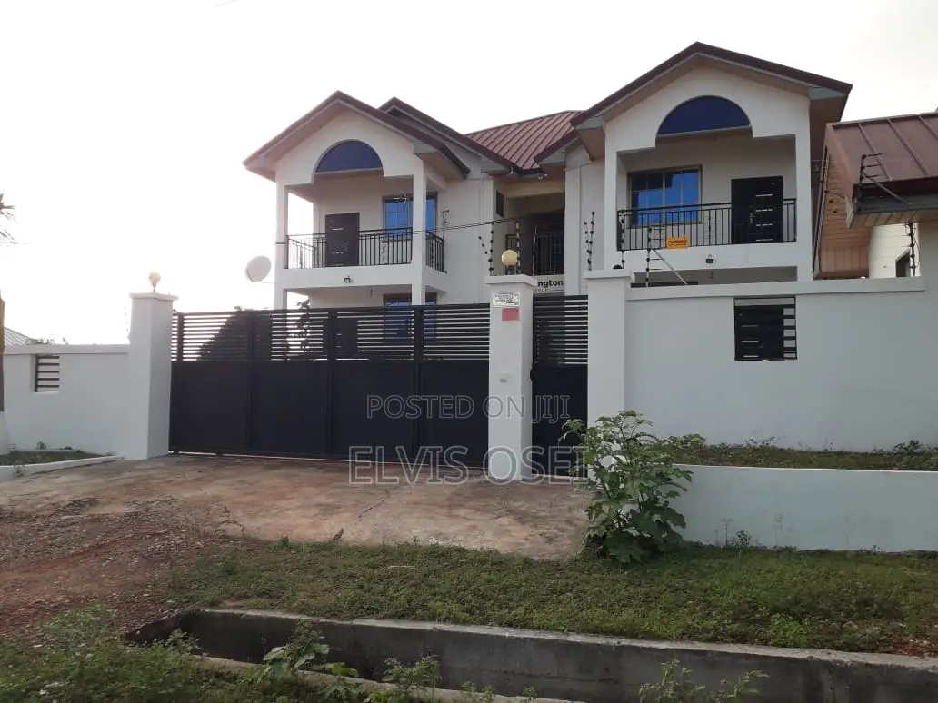 2bdrm Apartment in Broadcasting Kazoo, Accra Metropolitan for rent
