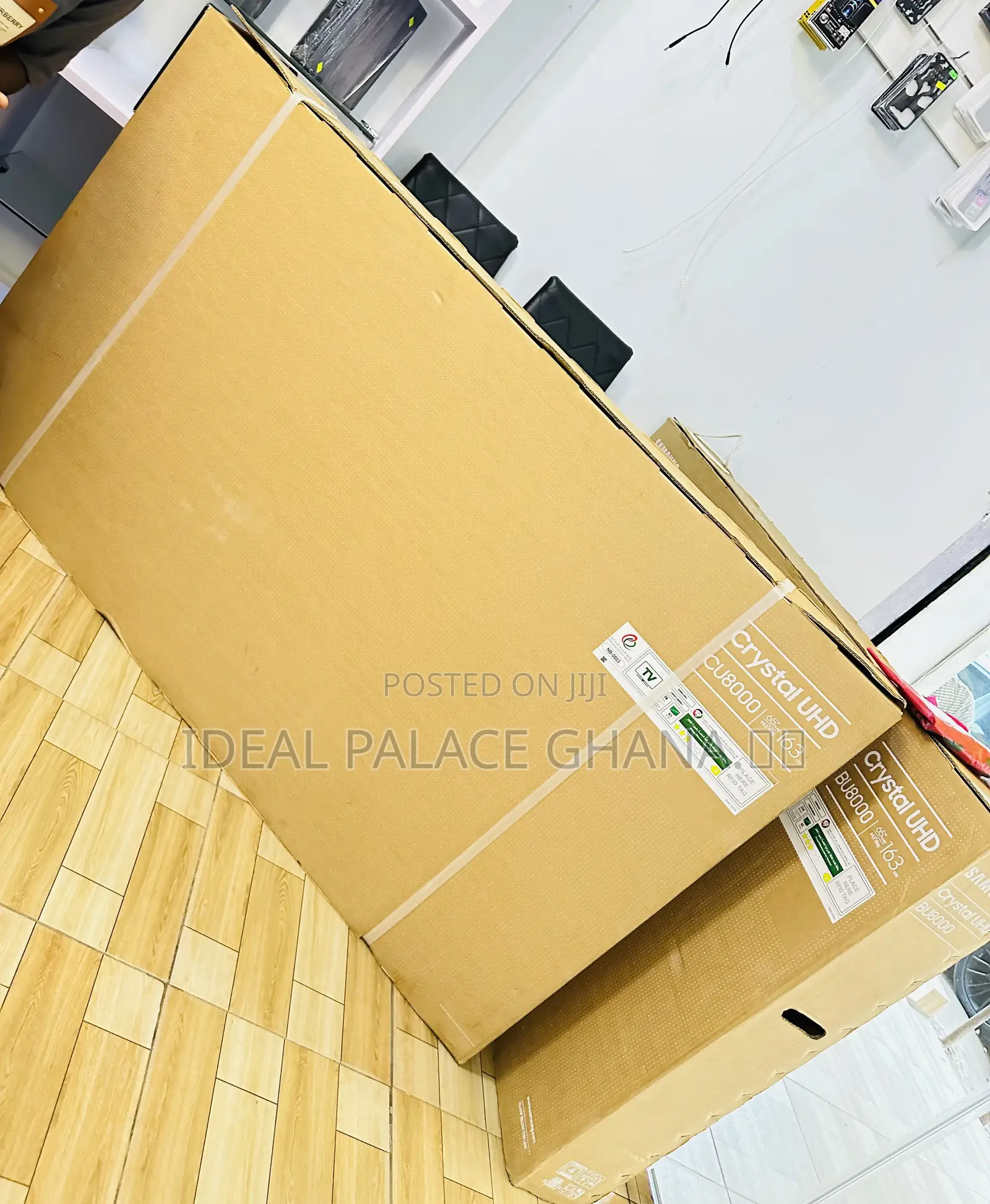 2023 Samsung 65 Inches