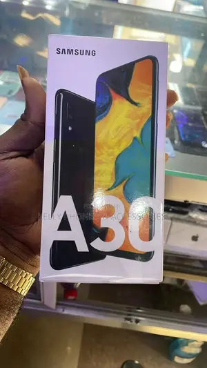 New Samsung Galaxy A30 64 GB Black
