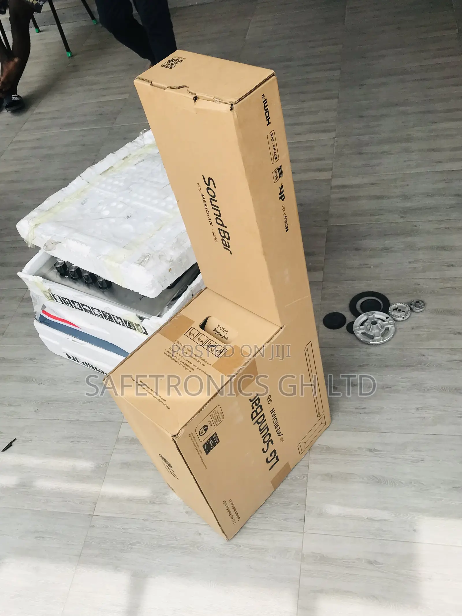 S65Q Black Bluetooth Wireless Electric LG Soundbar